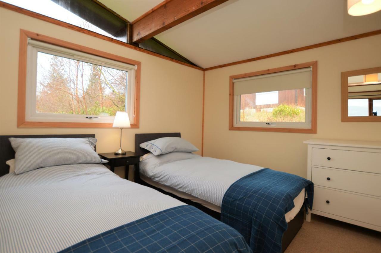 Clamshell Lodge Otter Ferry エクステリア 写真